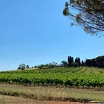 Eloise Farm stay Villegly